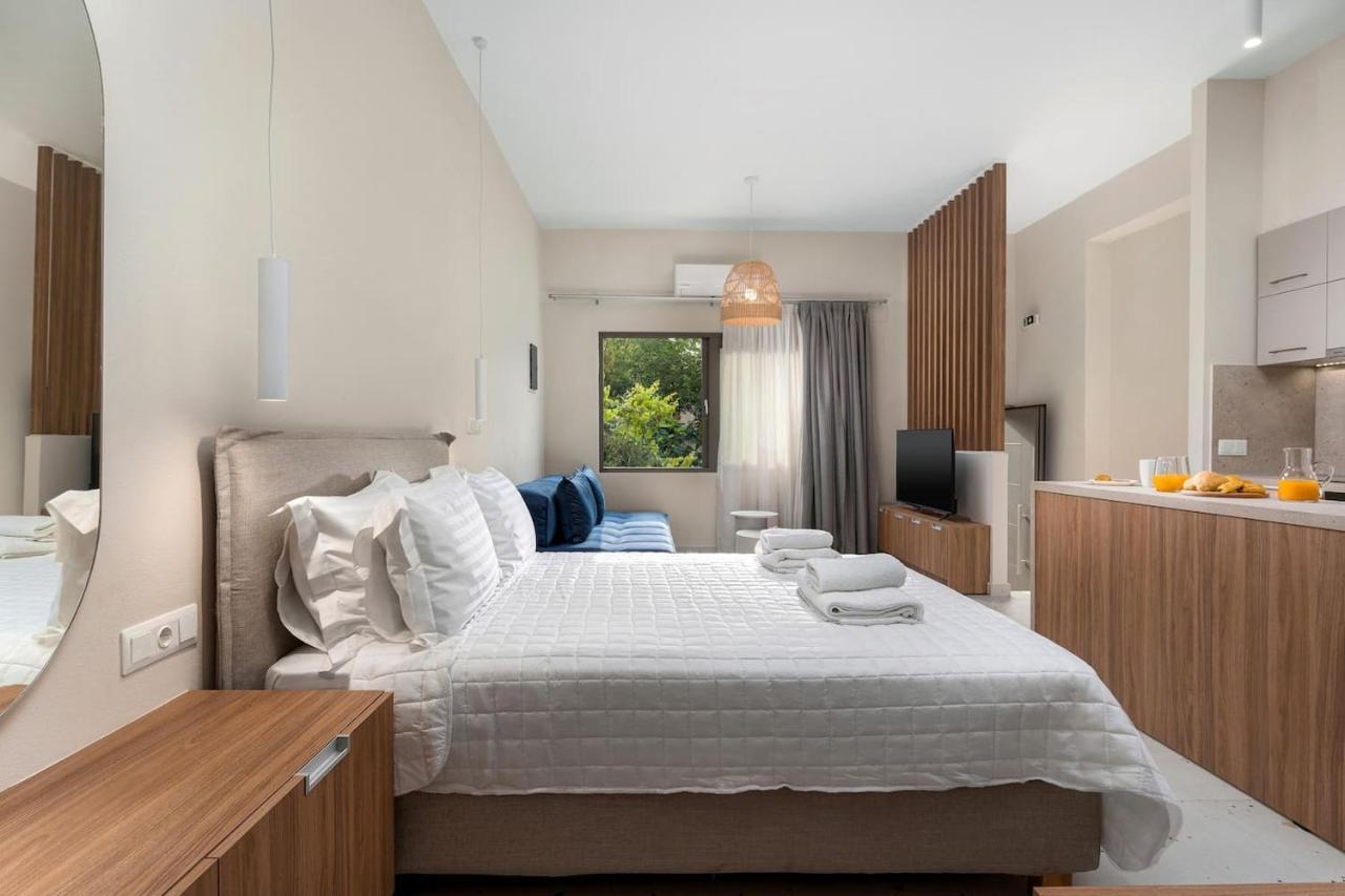 Ble Residence, Your Home Away From Home Panormos  Екстер'єр фото